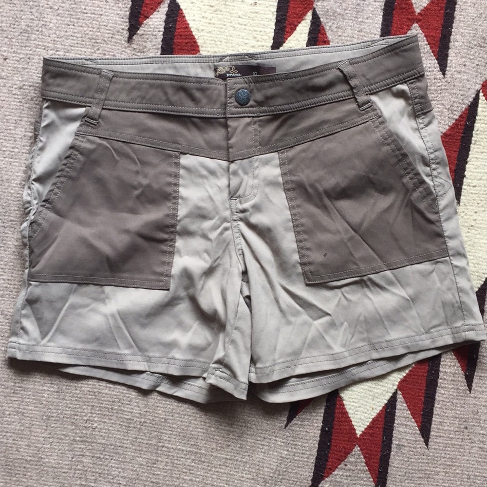 Prana hiking shorts size 10/L